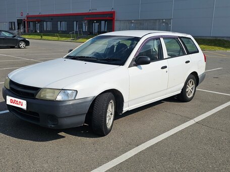 2001 Nissan AD II, белый, 94500 рублей, вид 1
