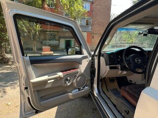 2006 Jeep Commander, серебристый, 1098000 рублей, вид 5