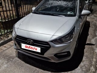 2019 Hyundai Solaris II, серебристый, 1400000 рублей, вид 3
