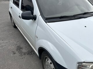 2010 Renault Logan I Рестайлинг, белый, 270000 рублей, вид 1