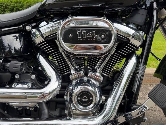 2024 Harley-Davidson Fat Boy, чёрный, 2399000 рублей - вид 9
