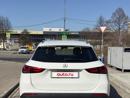 2023 Mercedes-Benz GLA 180 II (H247) Рестайлинг, белый, 3060600 рублей, вид 5