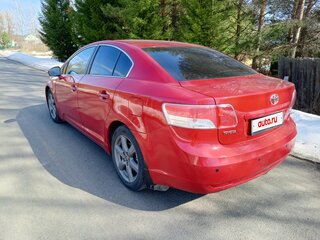 2009 Toyota Avensis III, красный, 850000 рублей, вид 4