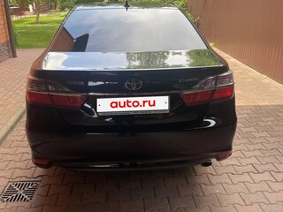 2016 Toyota Camry VII (XV50) Рестайлинг, чёрный, 2100000 рублей, вид 4