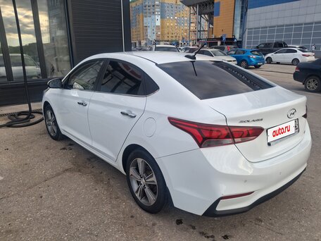 2018 Hyundai Solaris II, белый, вид 5