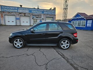 2011 Mercedes-Benz M-Класс 350 II (W164) Рестайлинг, чёрный, 1500000 рублей, вид 4
