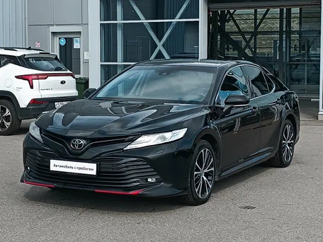 2020 Toyota Camry VIII (XV70), чёрный, 2820000 рублей, вид 1