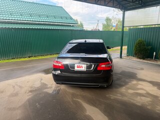 2011 Mercedes-Benz E-Класс 250 7G-Tronic IV (W212, S212, C207), чёрный, 1800000 рублей, вид 5
