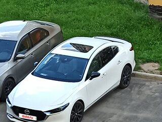 2023 Mazda 3 IV (BP), белый, 2100000 рублей, вид 1