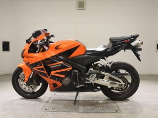 2006 Honda CBR 600RR, оранжевый, 461000 рублей, вид 5