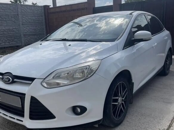 2013 Ford Focus III, белый, 790000 рублей