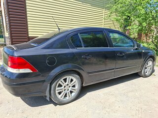 2007 Opel Astra H Рестайлинг, чёрный, 420000 рублей, вид 3