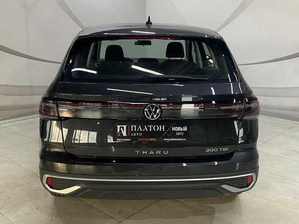 2025 Volkswagen Tharu 300 TSI I Рестайлинг, серый, 3099000 рублей - вид 4