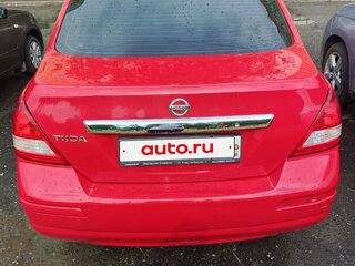 2010 Nissan Tiida I, красный, 675000 рублей, вид 3
