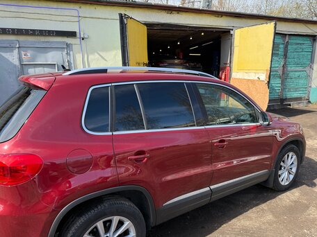 2012 Volkswagen Tiguan I Рестайлинг, красный, 1350000 рублей, вид 3