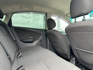 2015 Nissan Almera III (G15), серебристый, 960000 рублей, вид 4