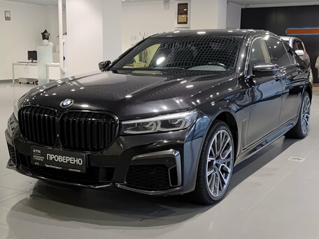 BMW 7 серии VI (G11/G12) Рестайлинг