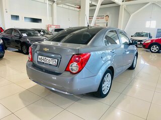 2013 Chevrolet Aveo II, серый, 550000 рублей, вид 5