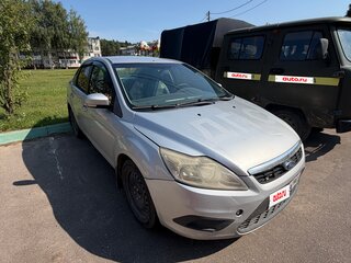 2010 Ford Focus II Рестайлинг, серебристый, 280000 рублей, вид 1