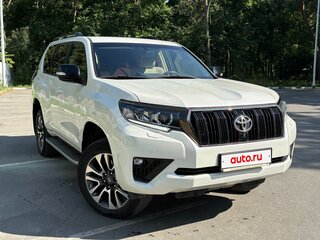 2021 Toyota Land Cruiser Prado 150 Series Рестайлинг 3, белый, 6800000 рублей, вид 4