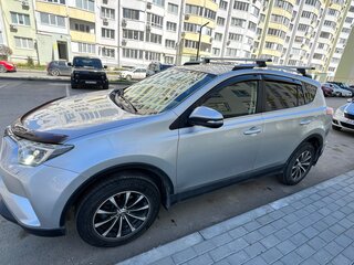 2016 Toyota RAV4 IV (XA40) Рестайлинг, серебристый, 1930000 рублей, вид 4