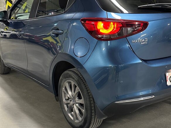 2020 Mazda 2 III (DJ) Рестайлинг, синий, 1490000 рублей - вид 5