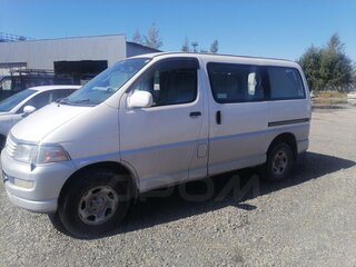 1997 Toyota Regius I, белый, 670000 рублей, вид 4
