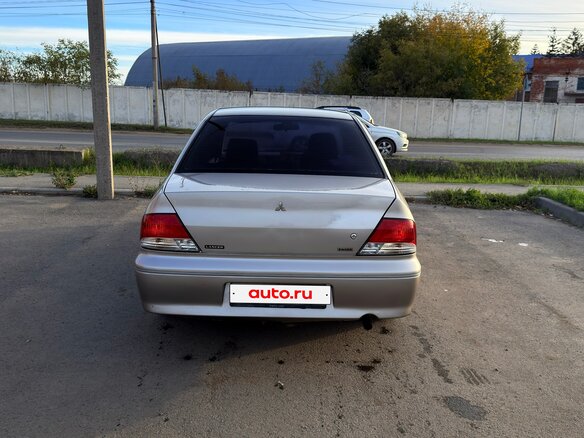 2001 Mitsubishi Lancer Cedia IX, серый, 420000 рублей - вид 9