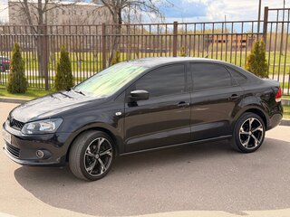2012 Volkswagen Polo V, чёрный, 750000 рублей, вид 2