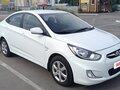 2013 Hyundai Solaris I, белый, 950000 рублей - вид 2