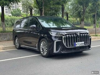2024 Voyah Dream I, чёрный, 6400000 рублей, вид 3