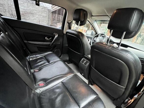 2011 Renault Latitude I, серый, 630000 рублей - вид 12