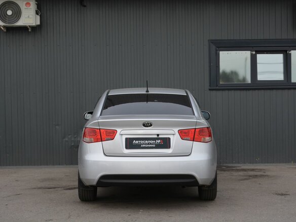 2009 Kia Cerato 5-speed II, серебристый, 849999 рублей - вид 7