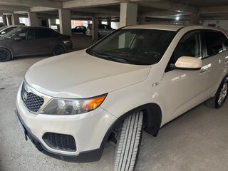 2011 Kia Sorento II, бежевый, 1200000 рублей, вид 2