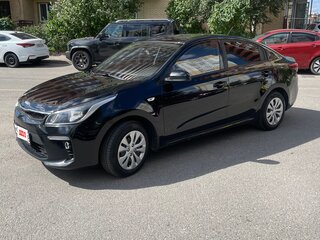 2019 Kia Rio IV, чёрный, 965000 рублей, вид 1