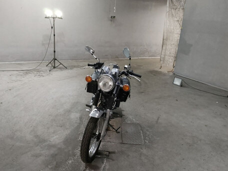 2022 Yamaha SR400, синий, 530000 рублей, вид 2