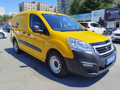 2021 Peugeot Partner, золотистый, 1935000 рублей, вид 2