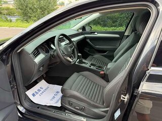 2022 Volkswagen Magotan B8 Рестайлинг, чёрный, 1620000 рублей, вид 5