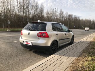 2007 Volkswagen Golf V, серебристый, 395000 рублей, вид 2