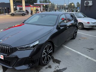 2023 BMW 5 серии 530i xDrive VIII (G60/G61/G68), серый, 7100000 рублей, вид 1