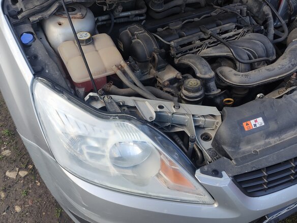 2011 Ford Focus II Рестайлинг, серебристый, 575000 рублей - вид 17