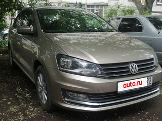 2017 Volkswagen Polo V Рестайлинг, бежевый, 1200000 рублей, вид 4