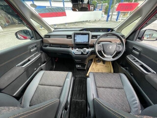 2021 Honda Freed+ II Рестайлинг, пурпурный, 1439001 рублей, вид 3