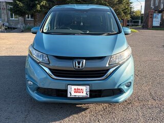2017 Honda Freed II, голубой, 1600000 рублей, вид 3
