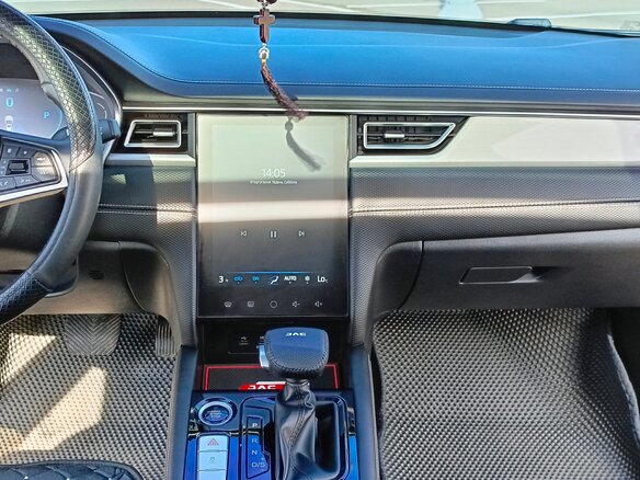 2023 JAC J7 I, чёрный, 1550000 рублей - вид 9