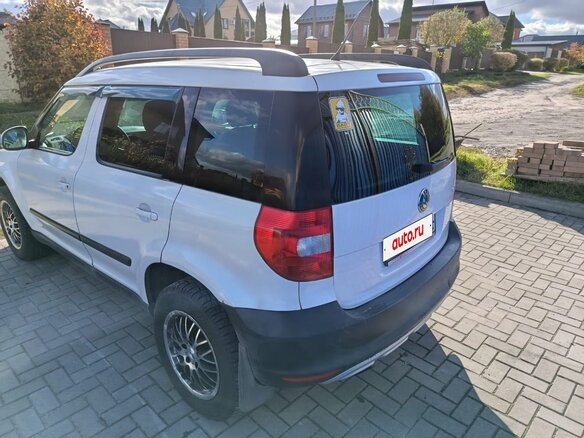 2012 Skoda Yeti I, белый, 752000 рублей - вид 2