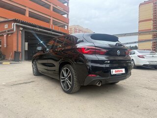 2021 BMW X2 sDrive18i I (F39), чёрный, 3750000 рублей, вид 3