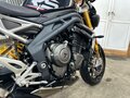 2021 Triumph Speed Triple, чёрный, 1390000 рублей - вид 11