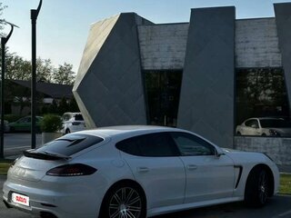 2016 Porsche Panamera GTS I Рестайлинг, белый, 4300000 рублей, вид 5