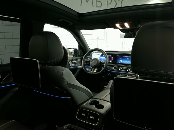 2025 Mercedes-Benz GLS 450 II (X167) Рестайлинг, чёрный, 22454000 рублей - вид 12